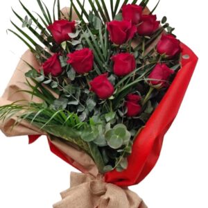Fascio di 12 rose rosse lunghe